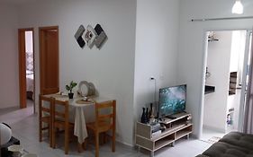 Apartamento Para 6 Pessoas Bairro Pereque Mirim